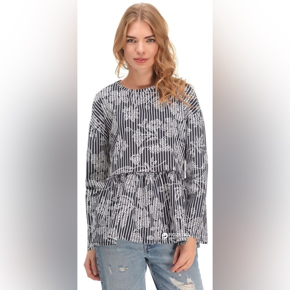 Zara | Floral and Stripes Peplum Top - Picture 1 of 13